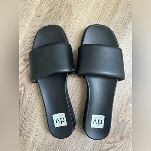 Black Slides Dolce Vida